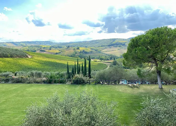 Villa Fattoria Abbazia Monte Oliveto San Gimignano
